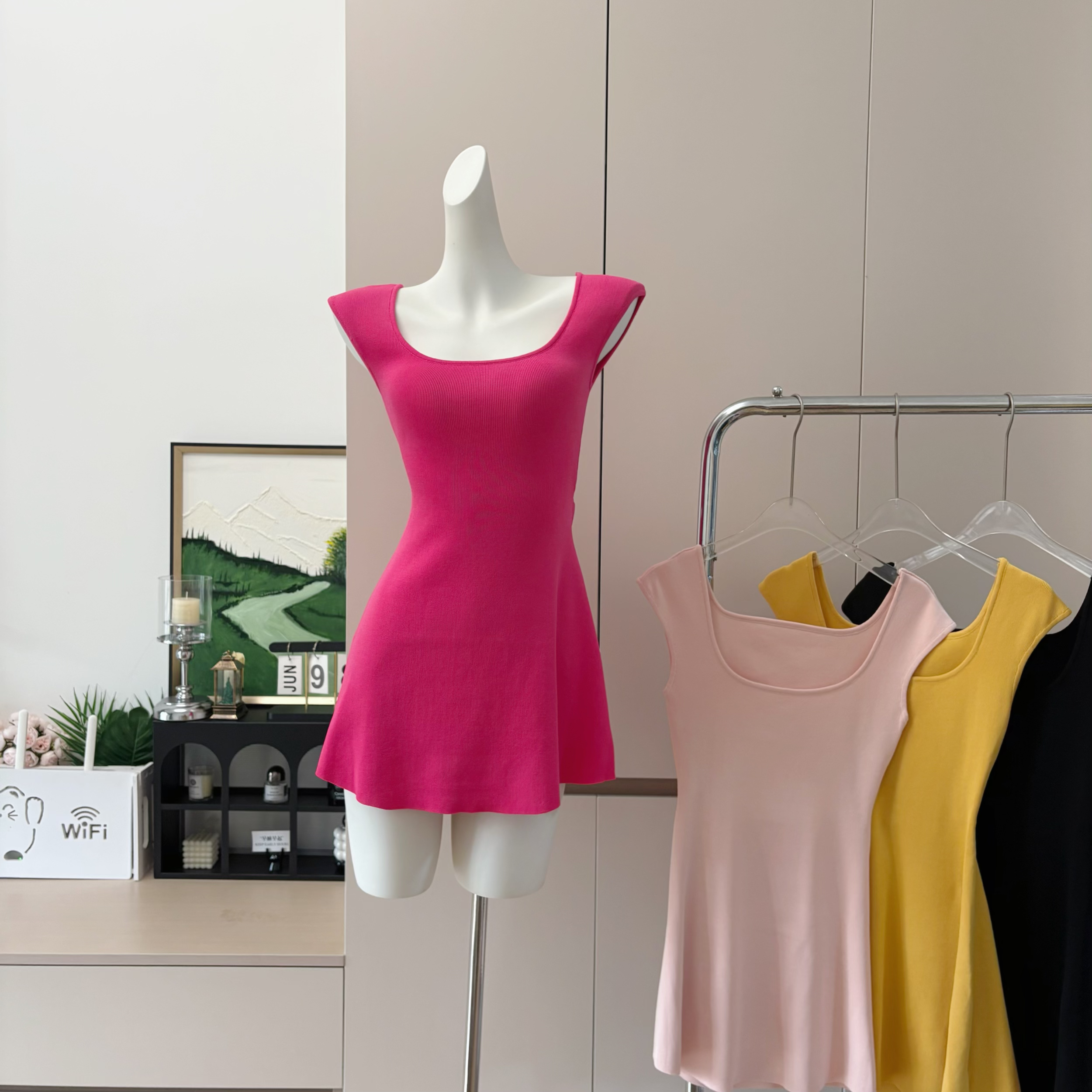 Slimming U-Neck Sleeveless Knit Bodycon Dress for Women