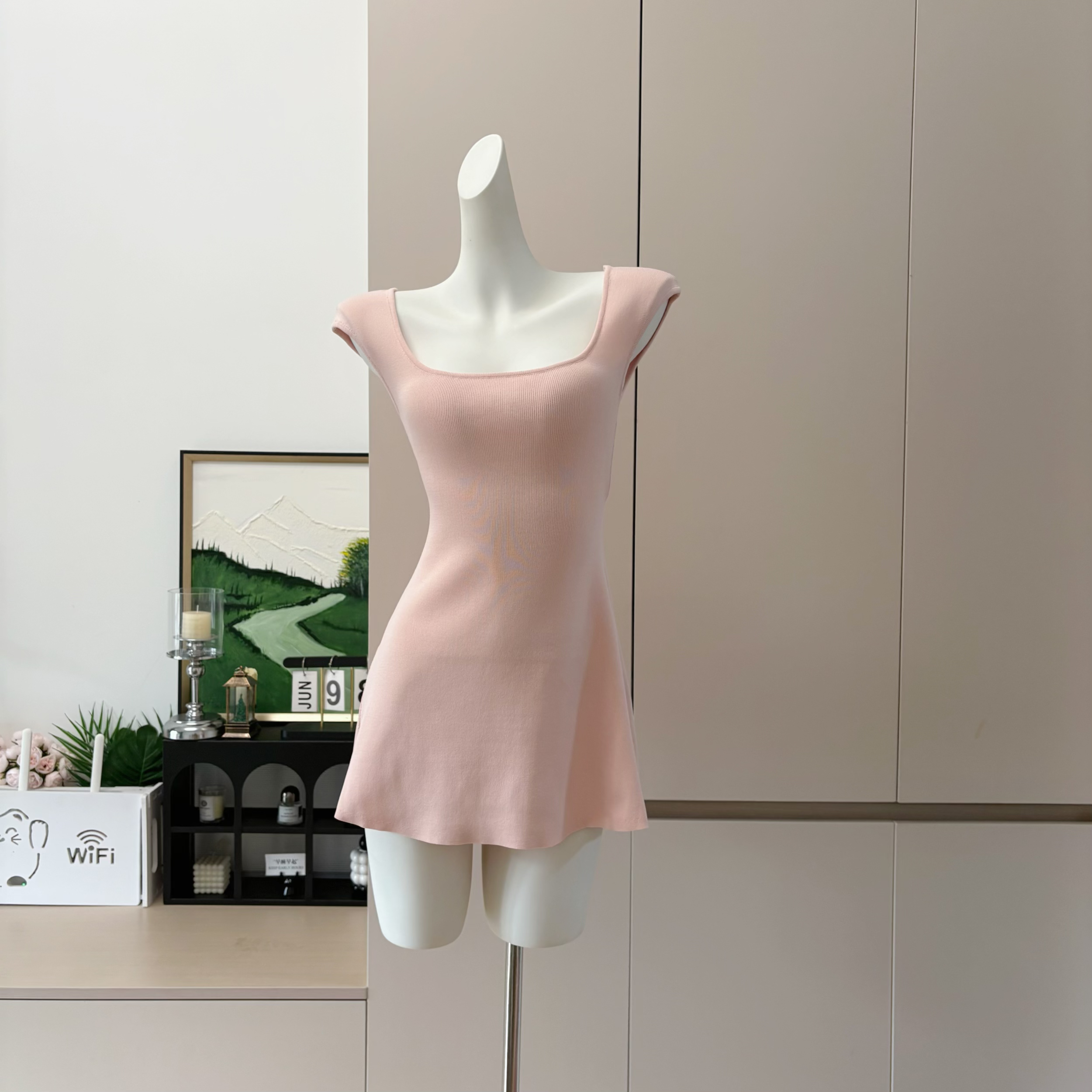 Slimming U-Neck Sleeveless Knit Bodycon Dress for Women - Image 3